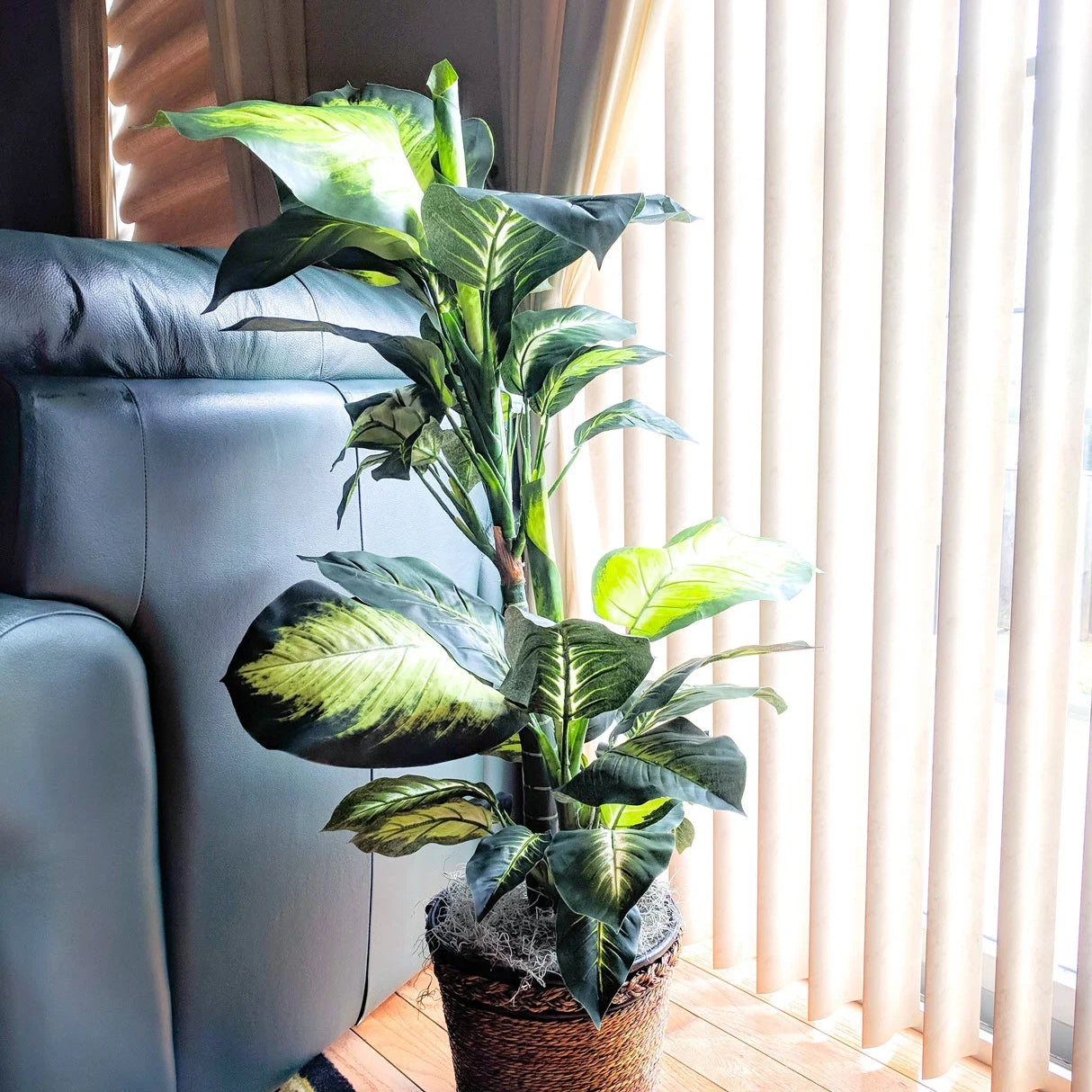 How to Make Faux Plants and Trees Look Real?